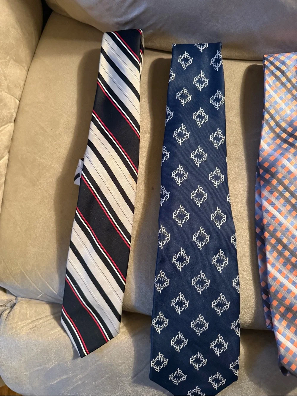 Bundle of 8 mens ties